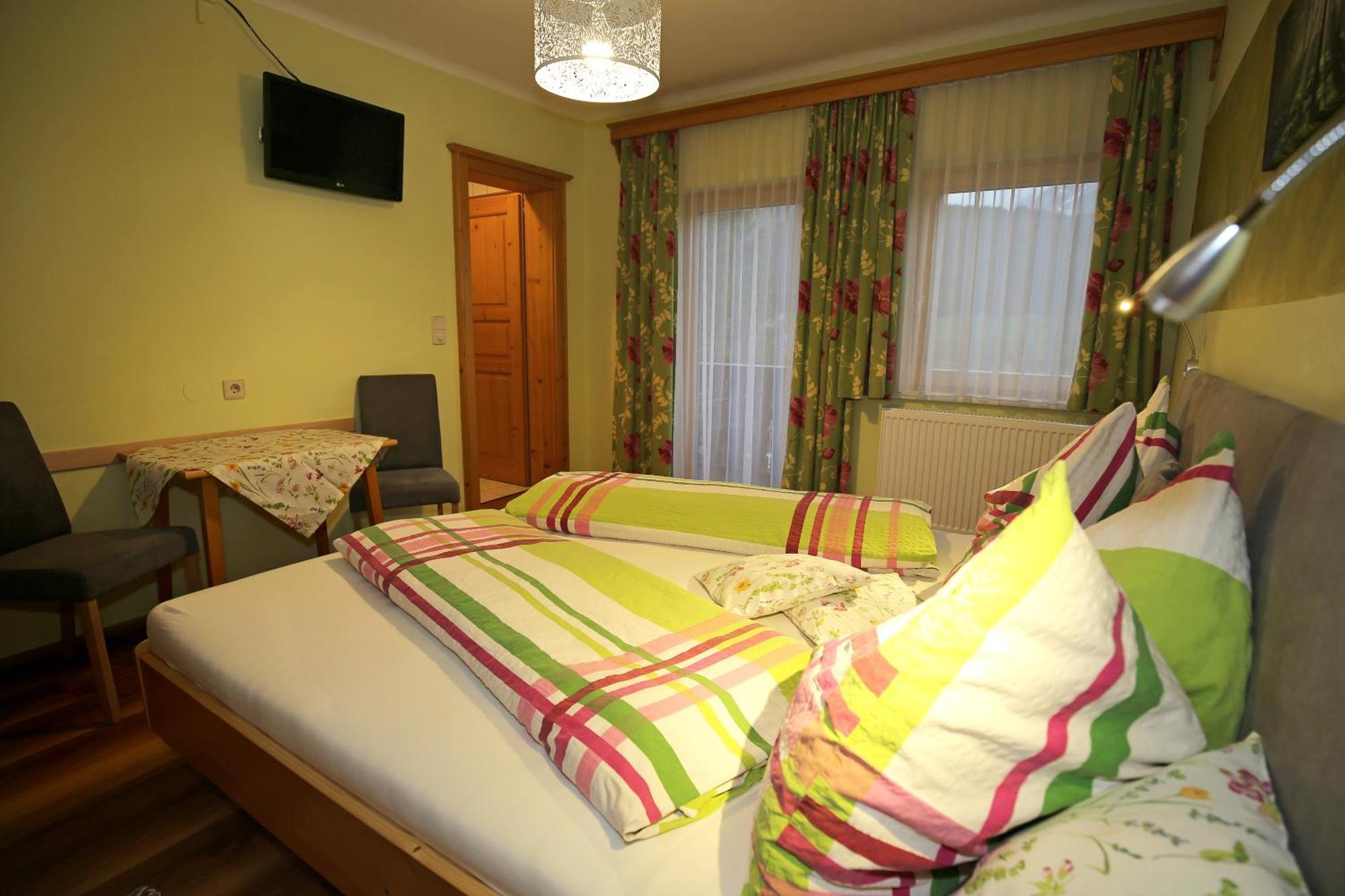 Haufhof-Pension Am Bauernhof, Haus Im Ennstal Bei Schladming Luaran gambar